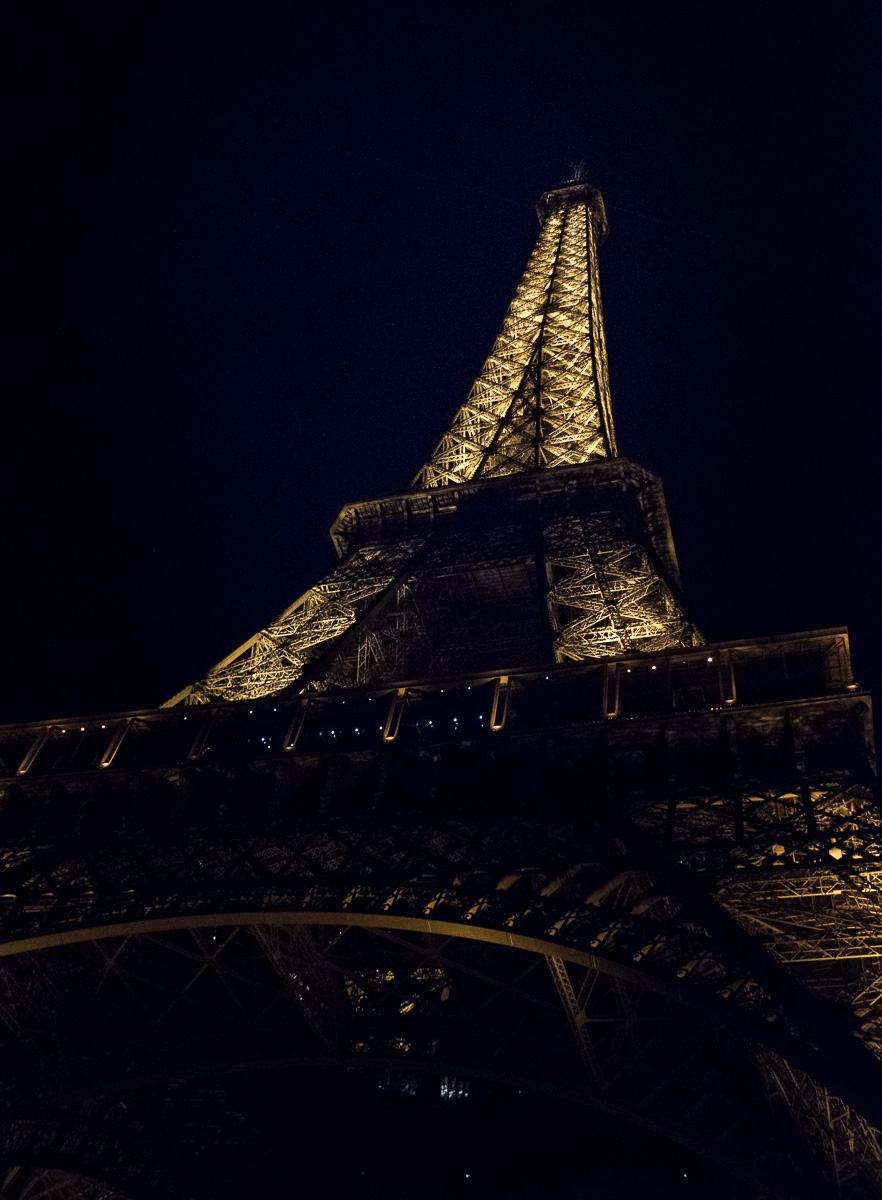 Paris Nightlight | Color